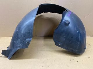 bontott VW PASSAT B6 Bal első Hátsó Dobbetét (Kerékjárati, Műanyag)