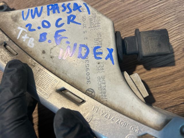 bontott VW PASSAT B6 Bal első Irányjelző