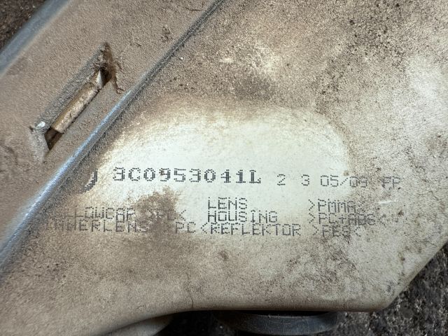 bontott VW PASSAT B6 Bal első Irányjelző