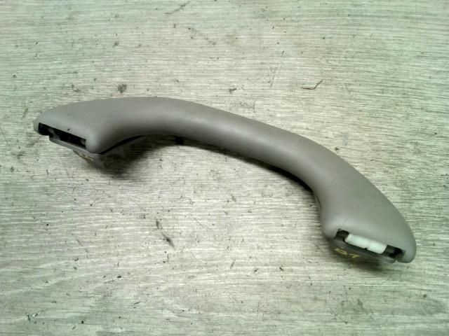 bontott VW PASSAT B6 Bal első Kapaszkodó (Felső)