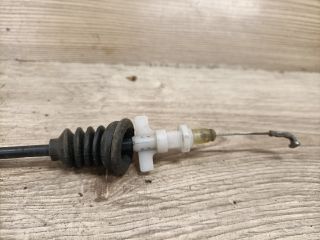 bontott VW PASSAT B6 Bal első Kilincs Bowden