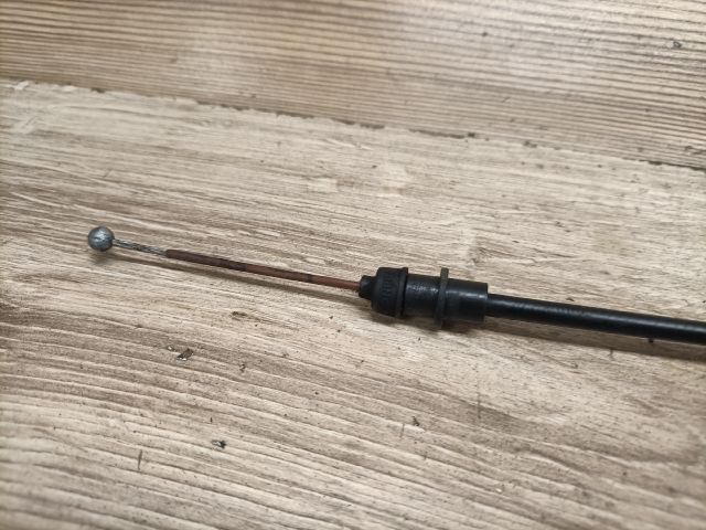 bontott VW PASSAT B6 Bal első Kilincs Bowden