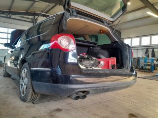 bontott VW PASSAT B6 Bal első Kilincs Bowden