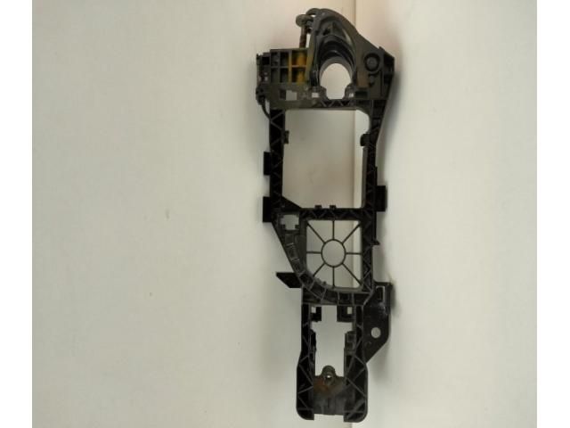 bontott VW PASSAT B6 Bal első Kilincs Hátulja