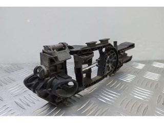 bontott VW PASSAT B6 Bal első Kilincs Hátulja