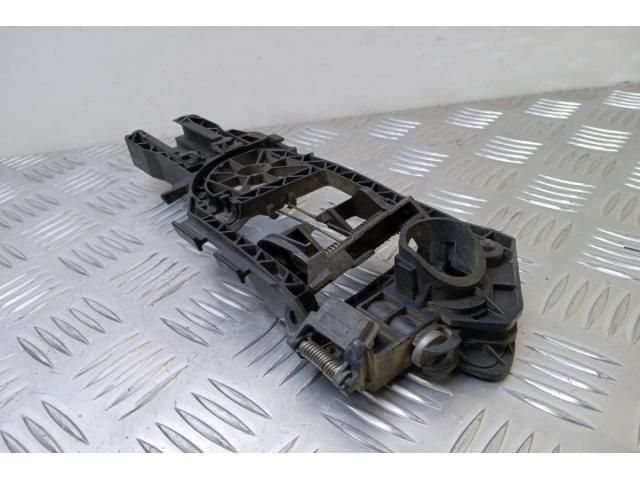 bontott VW PASSAT B6 Bal első Kilincs Hátulja