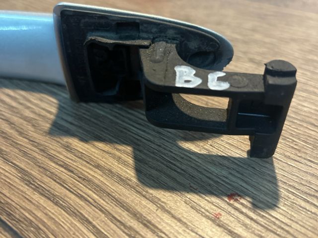 bontott VW PASSAT B6 Bal első Külső Kilincs