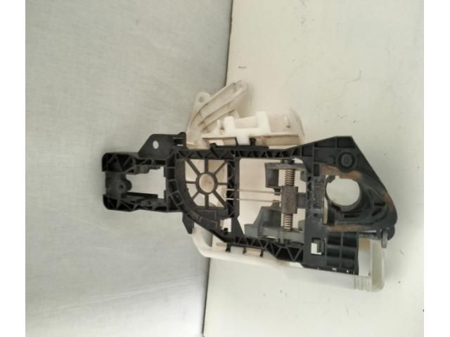 bontott VW PASSAT B6 Bal első Külső Kilincs