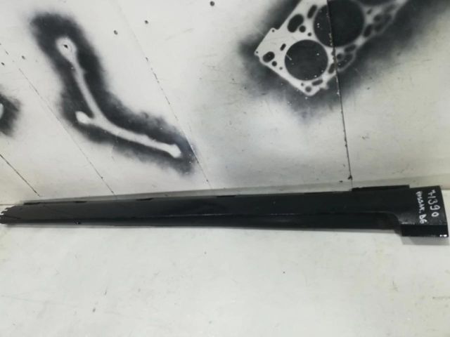 bontott VW PASSAT B6 Bal első Küszöb Díszléc