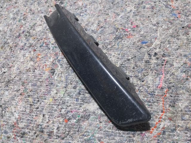 bontott VW PASSAT B6 Bal első Lökhárító Díszléc