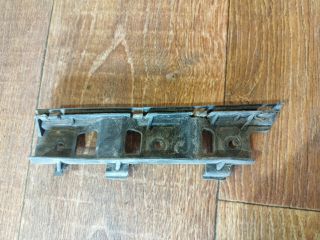 bontott VW PASSAT B6 Bal első Oldal Lökhárító Tartó (Műanyag)