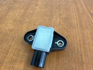 bontott VW PASSAT B6 Bal első Oldal Ütközés Érzékelő