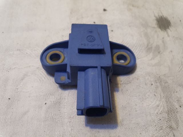 bontott VW PASSAT B6 Bal első Oldal Ütközés Érzékelő