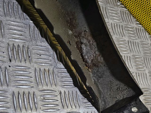 bontott VW PASSAT B6 Bal első Sárvédő