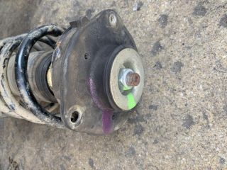 bontott VW PASSAT B6 Bal első Torony