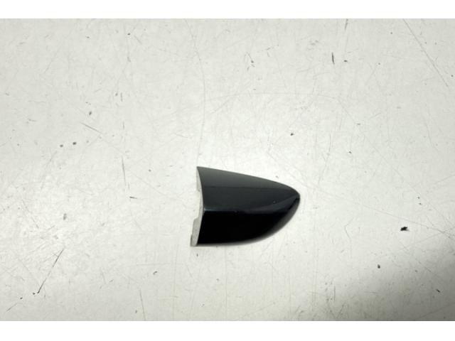 bontott VW PASSAT B6 Bal első Zárbetét