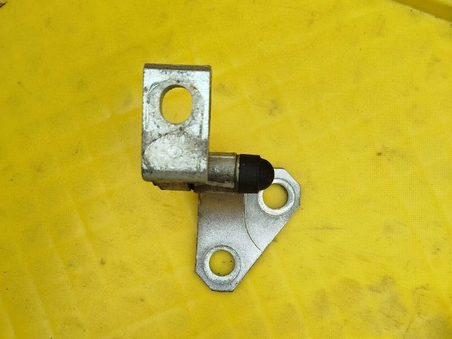 bontott VW PASSAT B6 Bal első Zsanér