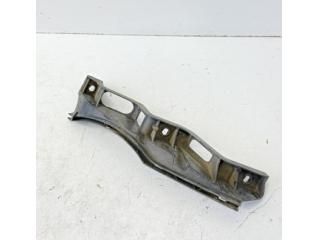 bontott VW PASSAT B6 Bal Fényszóró Tartó