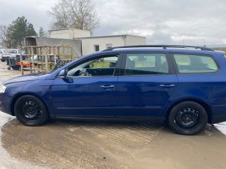 bontott VW PASSAT B6 Bal Fényszóró