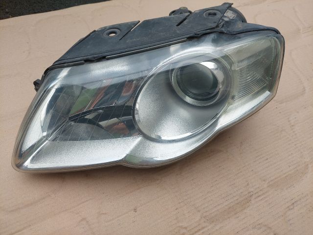 bontott VW PASSAT B6 Bal Fényszóró