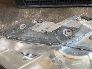 bontott VW PASSAT B6 Bal Fényszóró