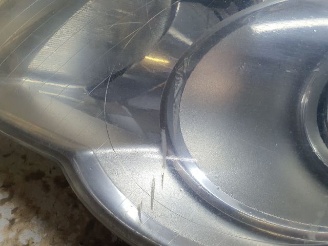 bontott VW PASSAT B6 Bal Fényszóró