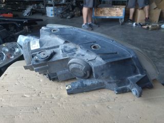 bontott VW PASSAT B6 Bal Fényszóró