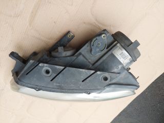 bontott VW PASSAT B6 Bal Fényszóró
