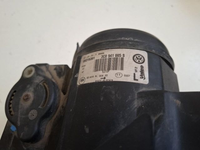 bontott VW PASSAT B6 Bal Fényszóró