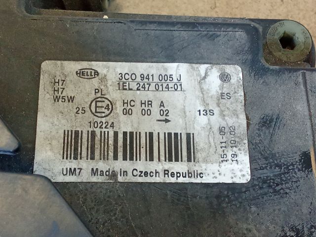 bontott VW PASSAT B6 Bal Fényszóró