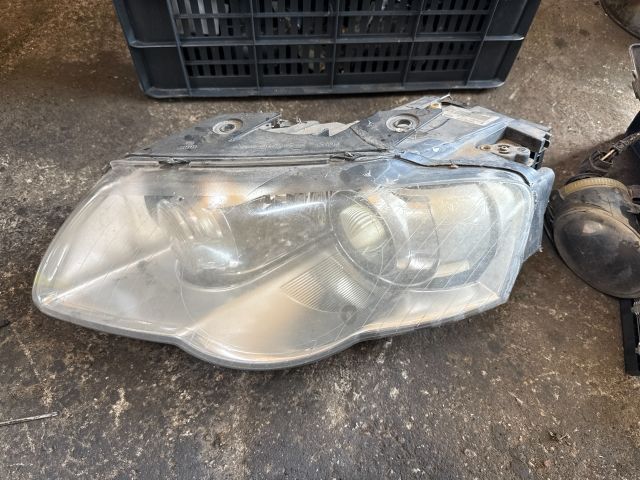 bontott VW PASSAT B6 Bal Fényszóró