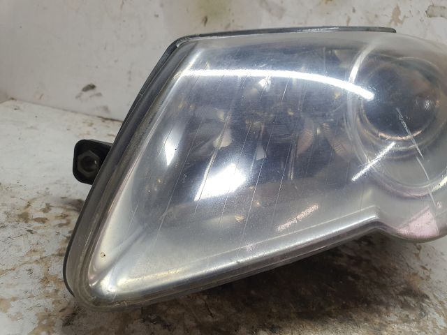 bontott VW PASSAT B6 Bal Fényszóró