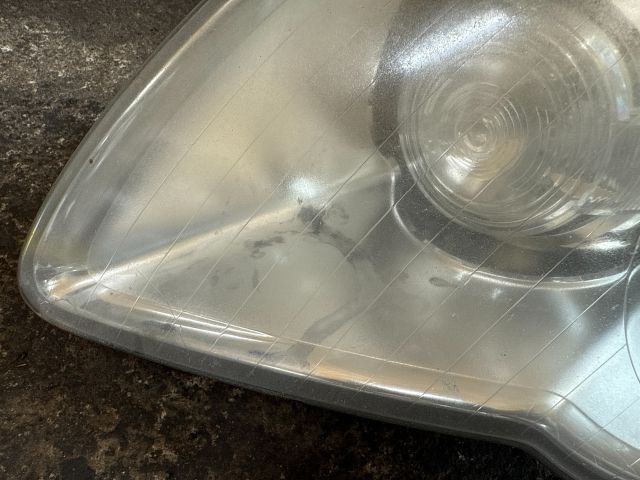 bontott VW PASSAT B6 Bal Fényszóró