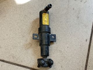 bontott VW PASSAT B6 Bal Fényszórómosó Fúvóka