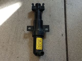 bontott VW PASSAT B6 Bal Fényszórómosó Fúvóka