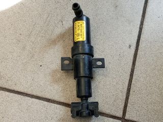 bontott VW PASSAT B6 Bal Fényszórómosó Fúvóka