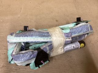 bontott VW PASSAT B6 Bal Függönylégzsák és Oldallégzsák