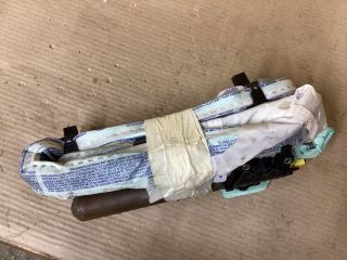 bontott VW PASSAT B6 Bal Függönylégzsák és Oldallégzsák