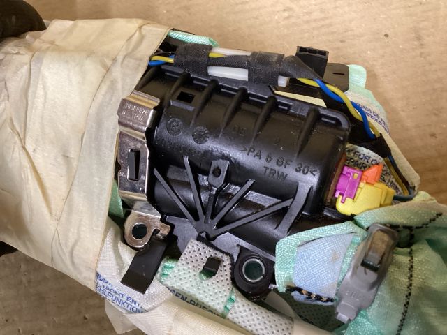 bontott VW PASSAT B6 Bal Függönylégzsák és Oldallégzsák