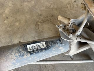 bontott VW PASSAT B6 Bal Gólyaláb Csonkállvánnyal