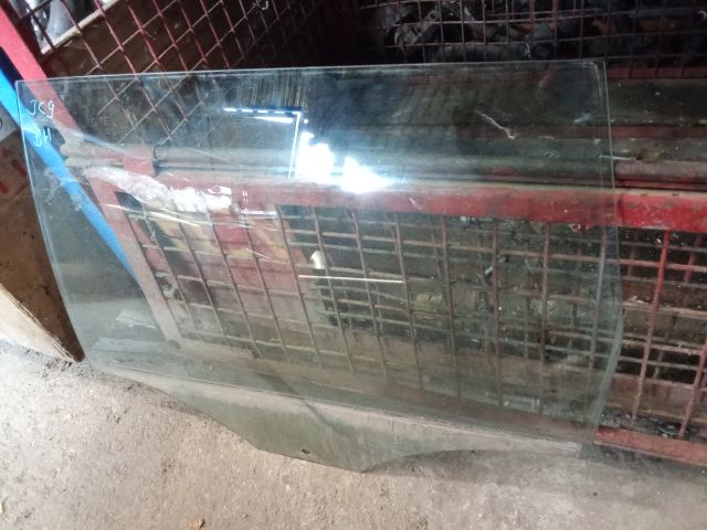 bontott VW PASSAT B6 Bal hátsó Ablak