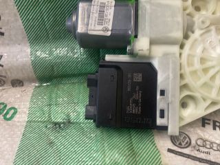 bontott VW PASSAT B6 Bal hátsó Ablakemelő Motor