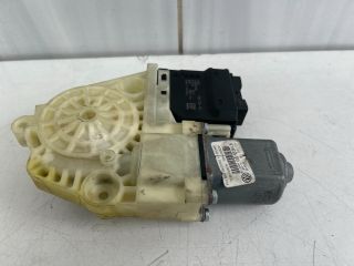 bontott VW PASSAT B6 Bal hátsó Ablakemelő Motor