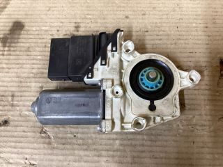 bontott VW PASSAT B6 Bal hátsó Ablakemelő Motor