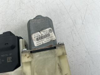 bontott VW PASSAT B6 Bal hátsó Ablakemelő Motor