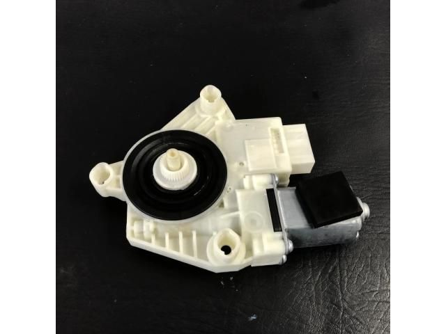 bontott VW PASSAT B6 Bal hátsó Ablakemelő Motor