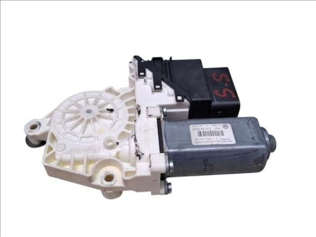 bontott VW PASSAT B6 Bal hátsó Ablakemelő Motor