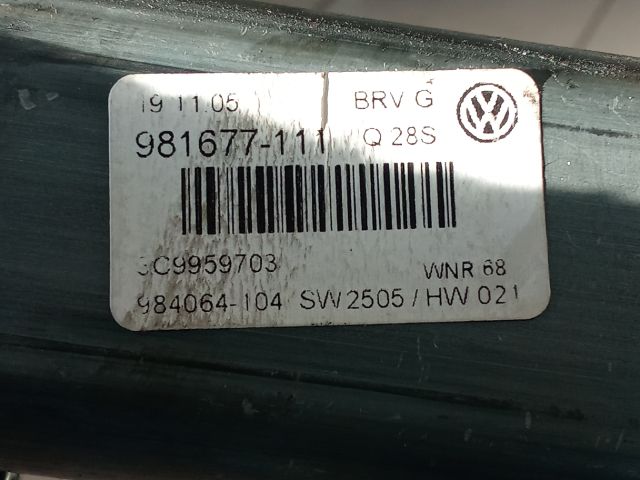 bontott VW PASSAT B6 Bal hátsó Ablakemelő Motor