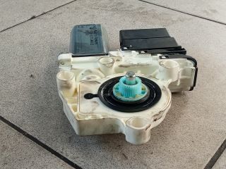 bontott VW PASSAT B6 Bal hátsó Ablakemelő Motor