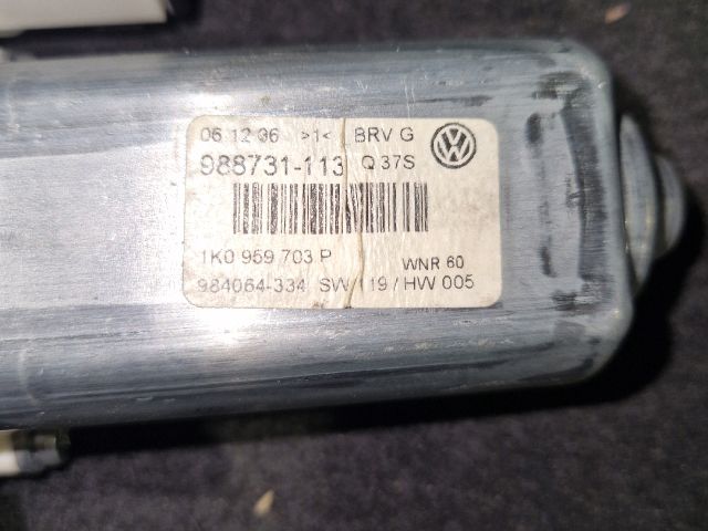 bontott VW PASSAT B6 Bal hátsó Ablakemelő Motor